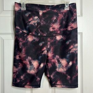 Old Navy Extra High Rise Bike Short Go Dry M